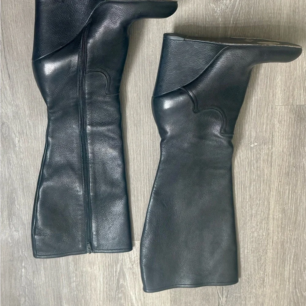 Nanette Lepore Femme Fatale Genuine Leather Boots in Grey. Size 8.5. Worn 3x. - Picture 2 of 9